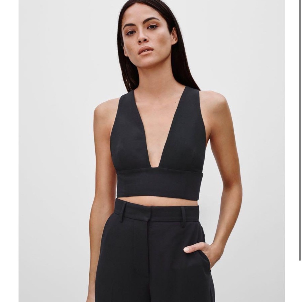 Aritzia Wilfred Gerland Top (Size: 6, Colour: White).